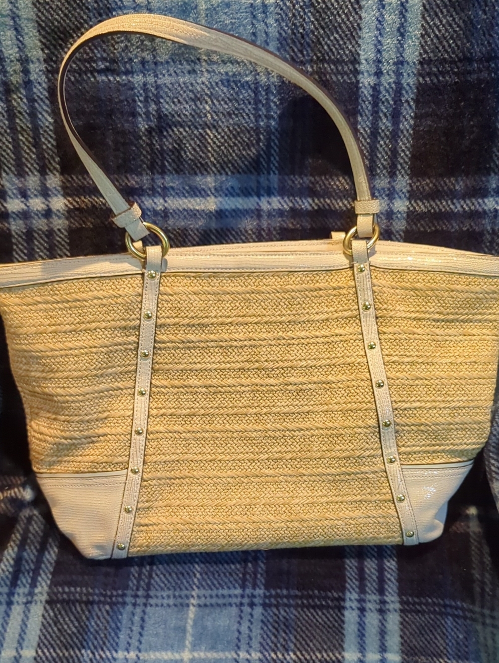 Coach Natural Straw Tote with Beige Leather Trim and Floral Charm - Picture 8 of 8